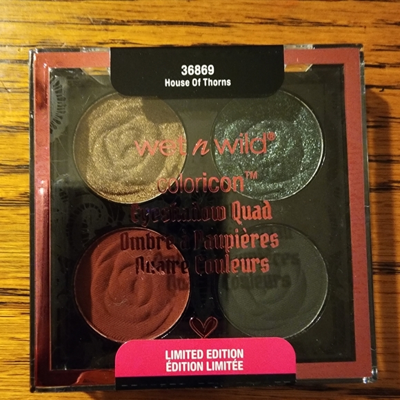 Wet n Wild Cosmetics limited edition Rebel Rose coloricon quads and PR box - Picture 4 of 7